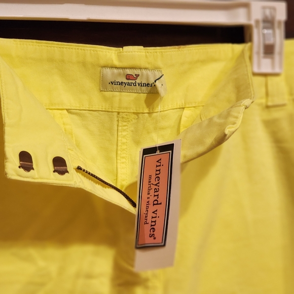 VINEYARD VINES Washed Dayboat Shorts - Size 16 NWT Safety Yellow Derby Infield - Picture 5 of 7